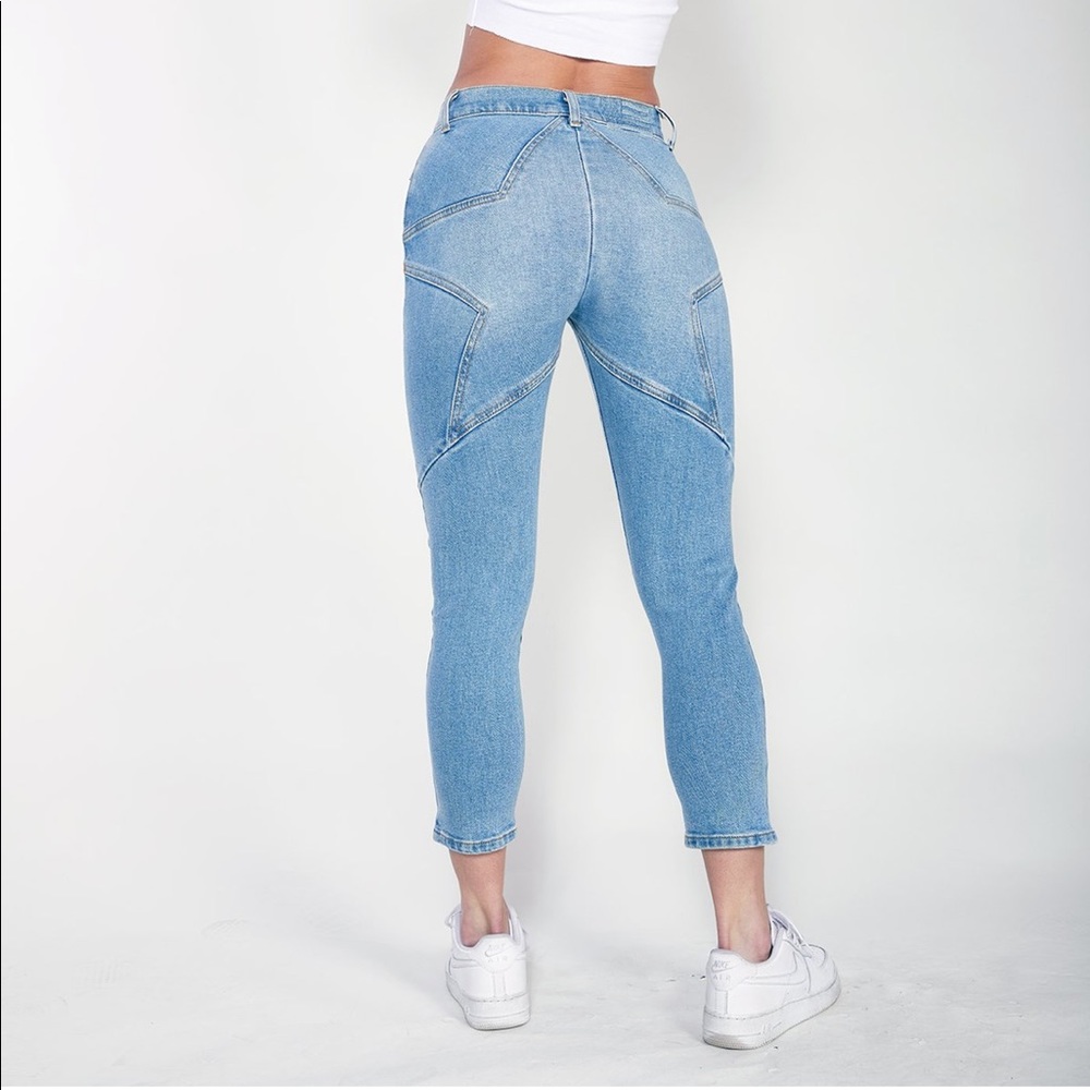 NWT Revice Denim Star-Back Venus Crop Jean